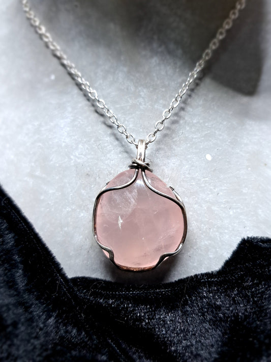 Rosenquarz Anhänger "Cosy Rosy"