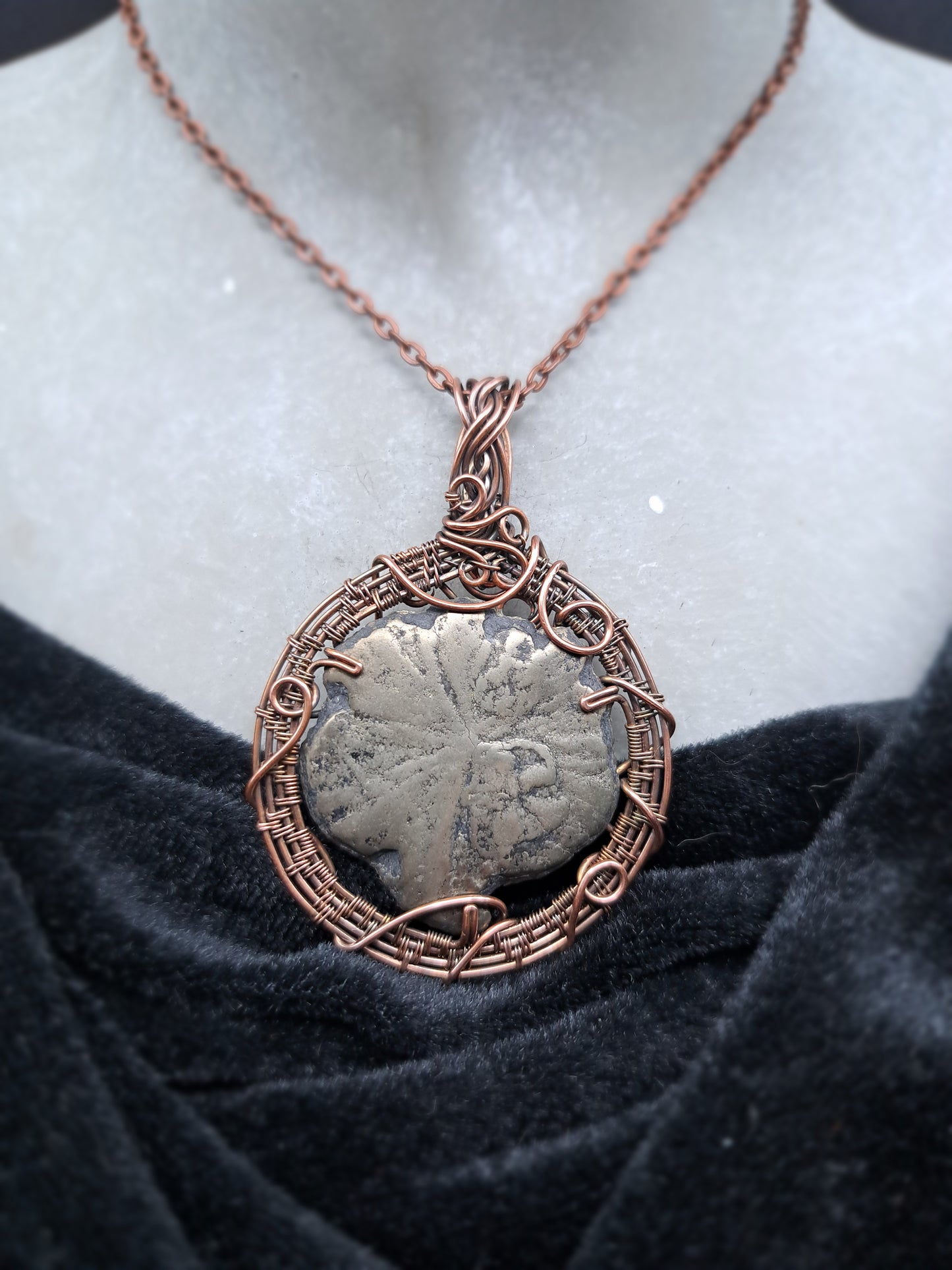 Markasit-Sonne (Kupfer)