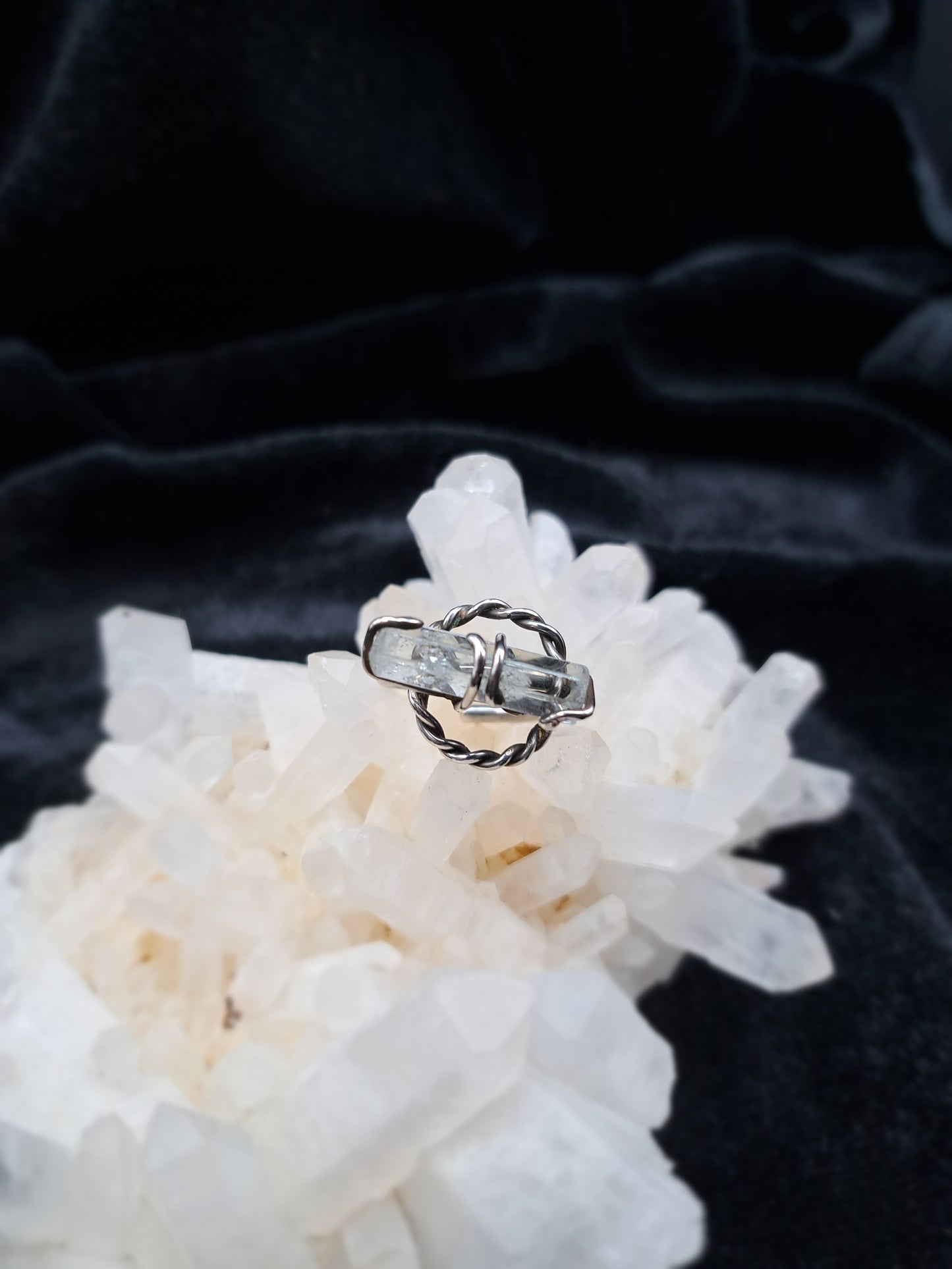 Aquamarin Ring "Mariners Knot"