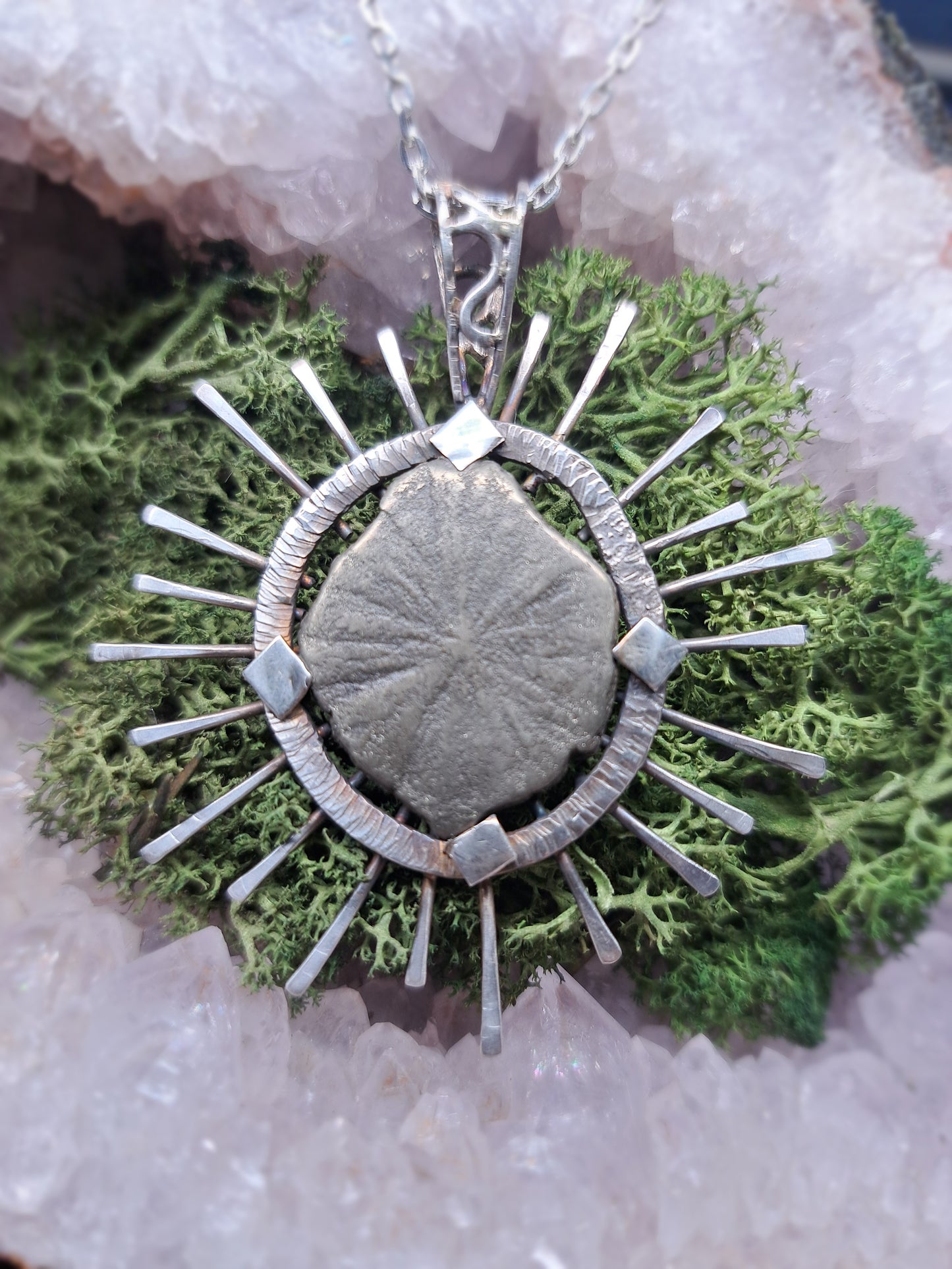 Markasit (Pyritsonne) "Sol Interior"