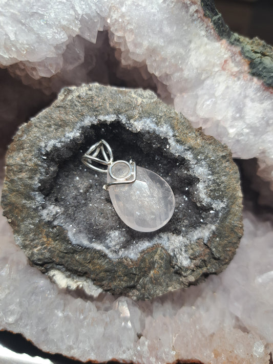 Rosenquarz in Silber "Tau des Herzens"